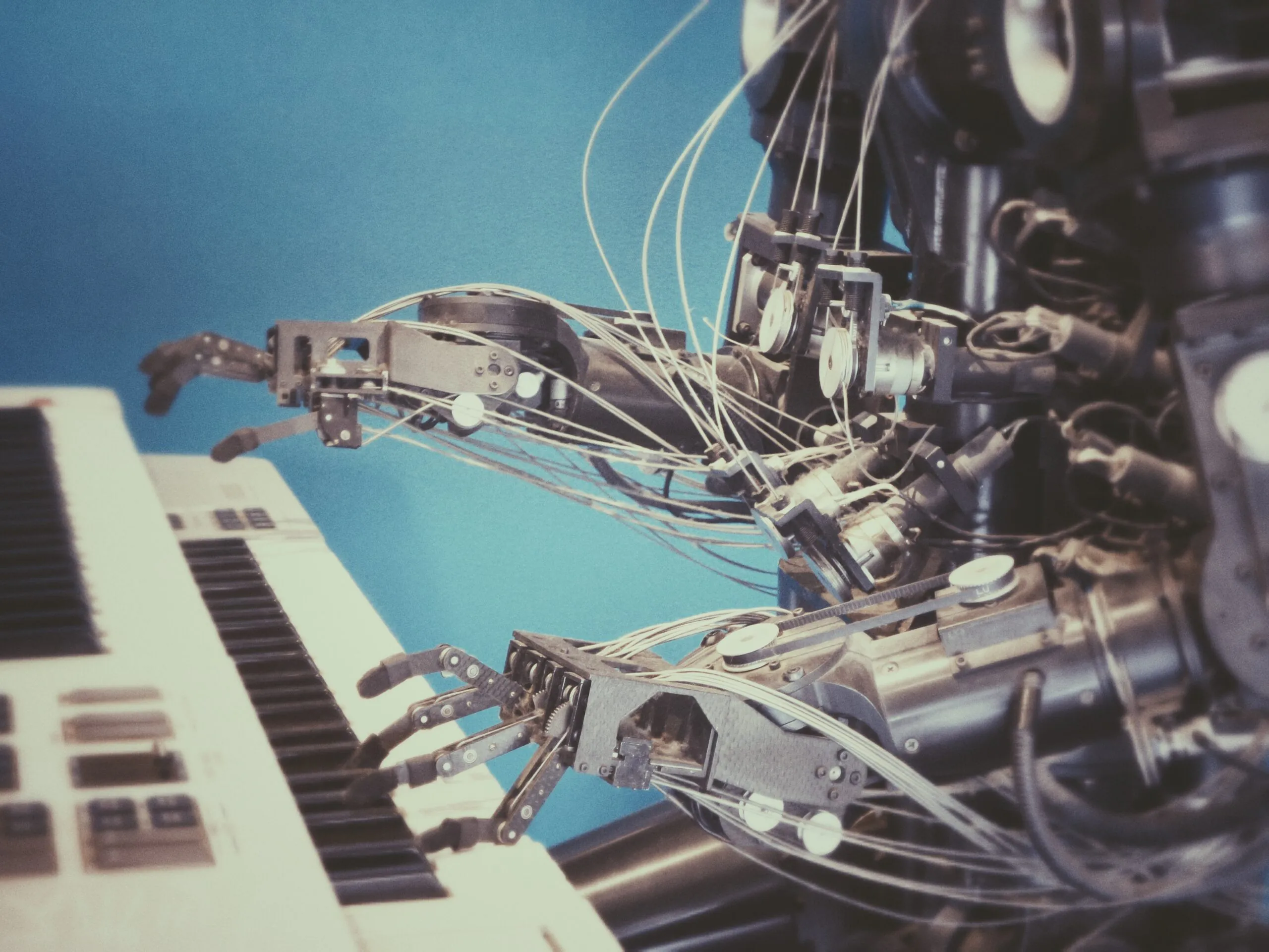 Мубиклауд: искусство ИИ в генерации музыки для бизнеса